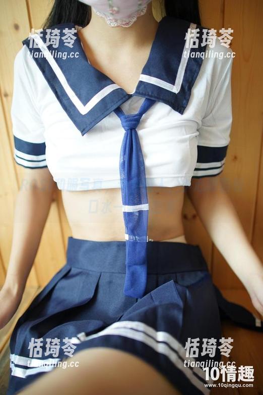 ROSI和服写真，专业撩人，小心眼泪和口水一起流出来