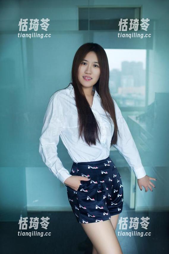 TuiGirl推女郎 - 福利到！李七喜的瑜伽作品，真有点儿意思