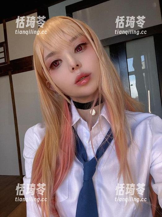 没想到棉袜也能被拍得这么细腻，Vinnegal寥寥几张，意蕴深远。