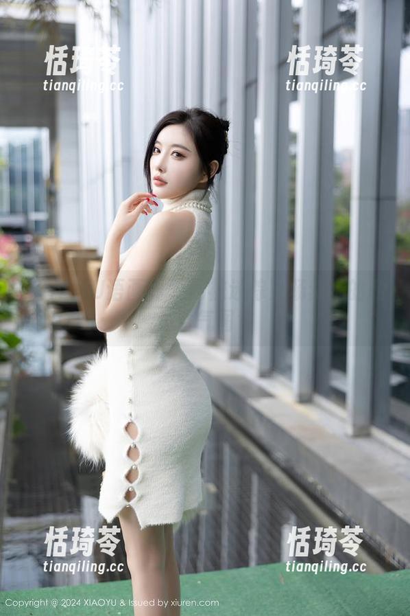 XIAOYU语画界-杨紫嫣 XIAOYU语画界 - 网袜迷踪!杨紫嫣的私房香气图包