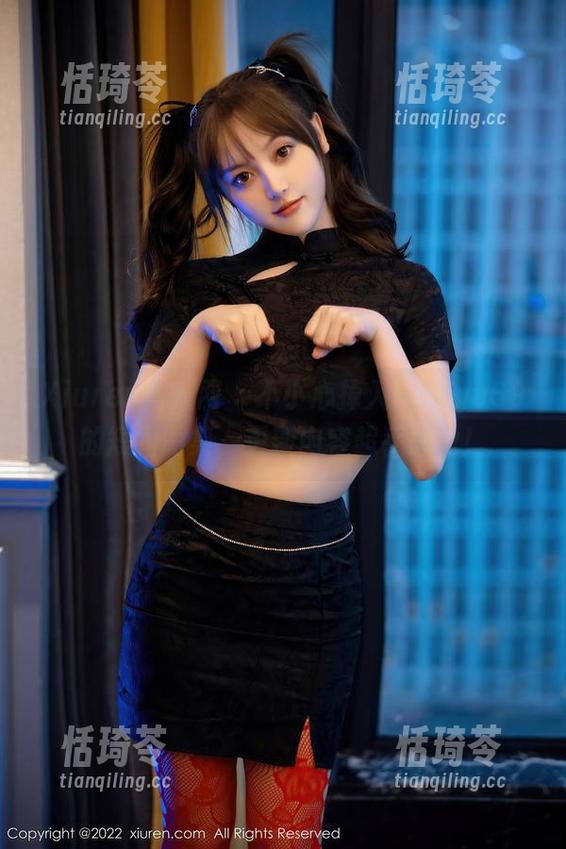 Xiuren秀人网-lingyu69 Xiuren秀人网 - 不小心掉入lingyu69的短裙图集,更新内容超乎想象!