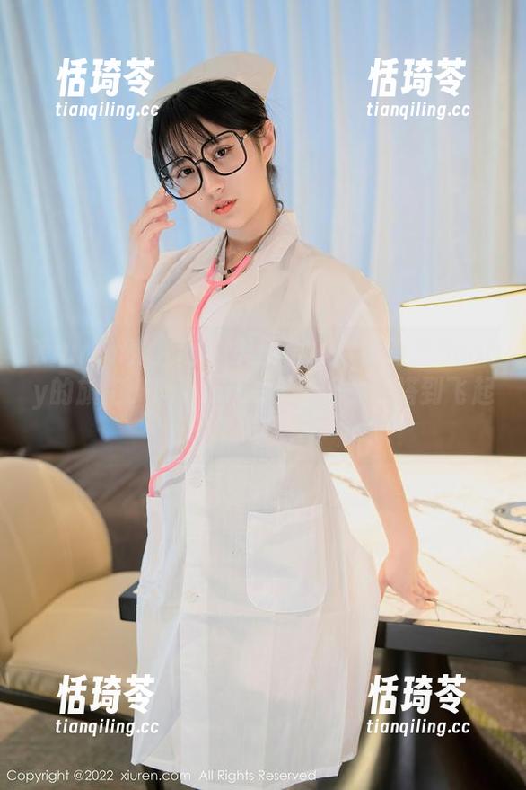 Xiuren秀人网 - 美图合集：徐莉芝Booty的旗袍，Promise这条裙子百搭到飞起！