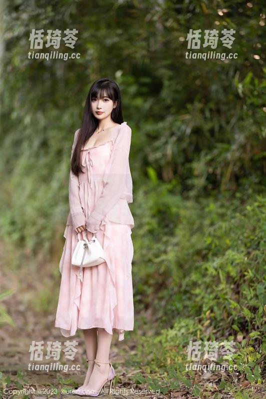 Xiuren秀人网 - 玥儿玥的图库，每张女孩的照片都像是在轻声诉说什么。