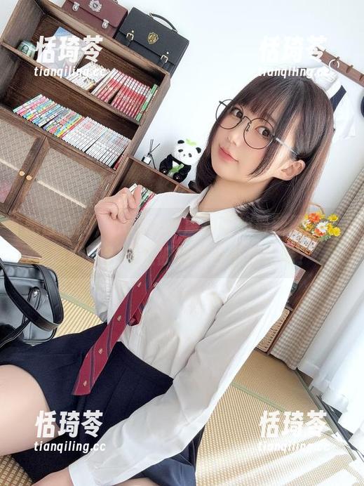 黑白之间，nagesa魔物喵的最新图册，萌翻了？还是被萌到合不拢嘴呢？