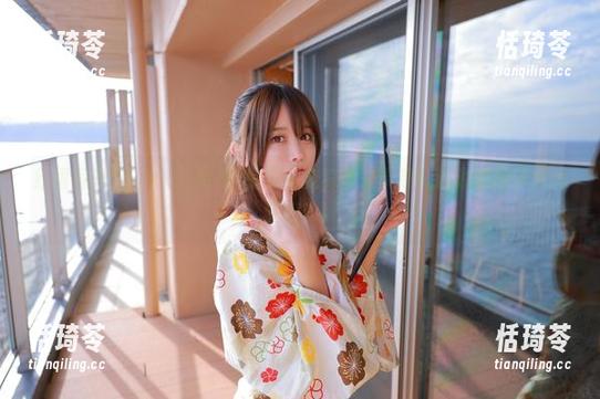 红裙写真：いくみ(育美)的全套变身带来灵感！谁说穿裙子只为显瘦？！