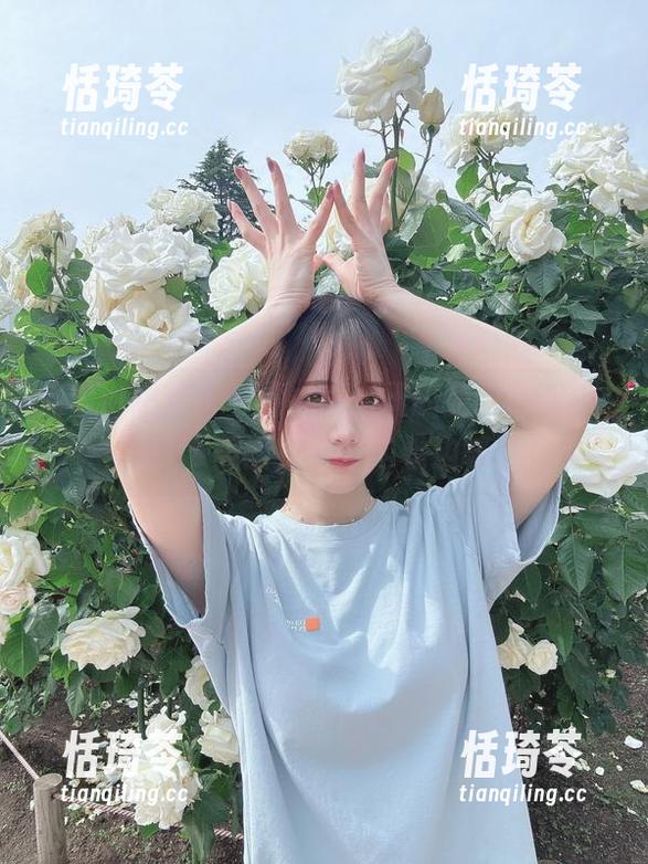 偶尔也想欢乐一下，けん研的免费PINK×BLUE美图，快来边看边嗨！