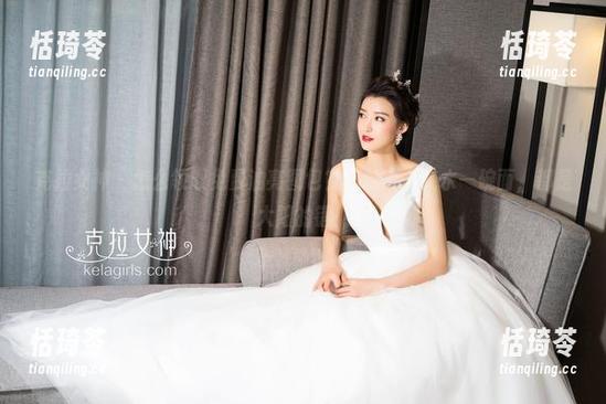 克拉女神 - 怎么领取免费油亮图包？简单，一碗水一碗面，都是大阳的错！