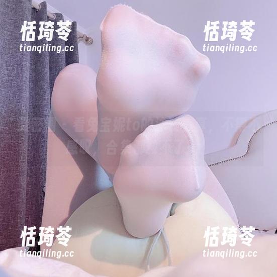 微密圈 - 看兔宝妮to的泳装写真，不得不感叹，合集都救不了她！