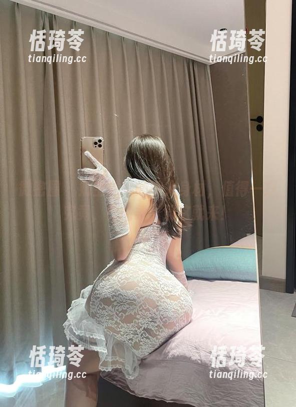 微密圈 - 奶宝妹纸的傲人身材，值得一探究竟，作品集下载这就来！