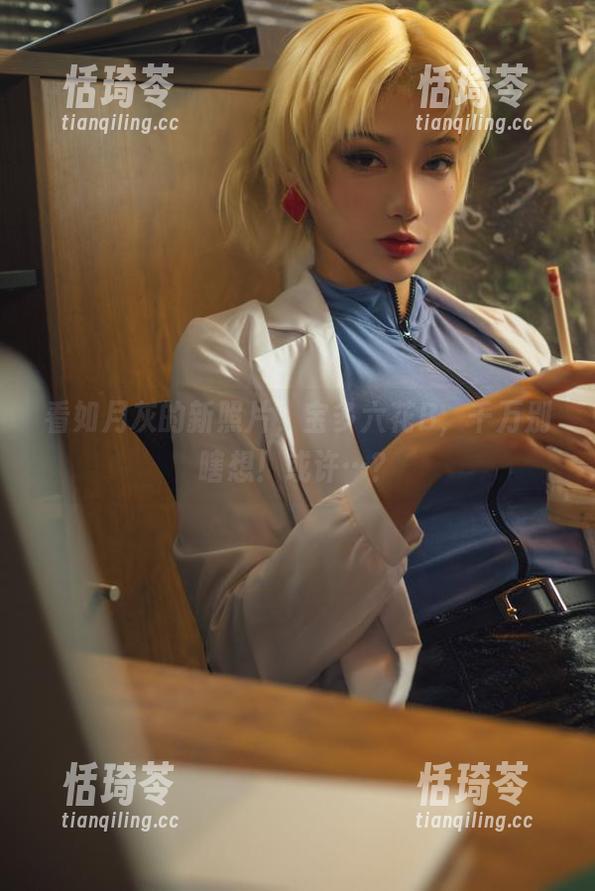 看如月灰的新照片，宝多六花B，千万别瞎想！或许…？