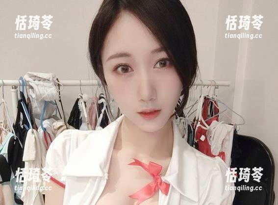 微密圈 - 当小玉吃果冻成为空姐，她的每一张图片都是旅行的开始，合集在此！