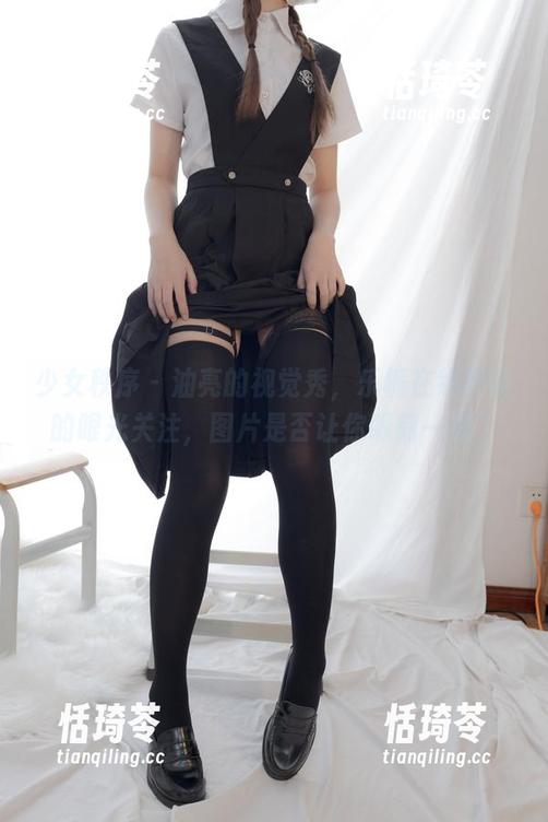 少女秩序 - 油亮的视觉秀，乐栀在线等你的眼光关注，图片是否让你眼前一亮？