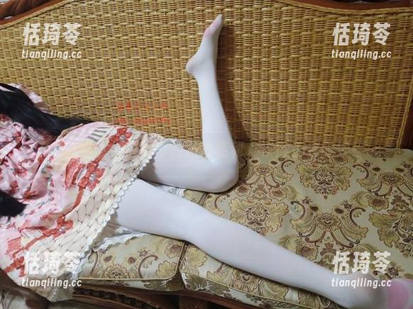 “想要个公主抱”的腿控福利，来得正是时候！