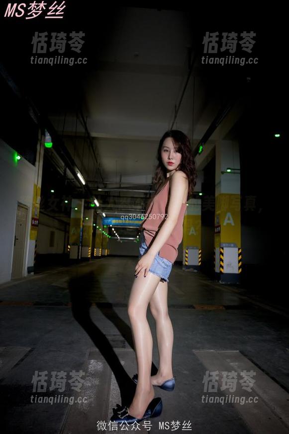 梦丝女神 - 让人忍不住停下的美脚写真，乔儿你这是要干吗？