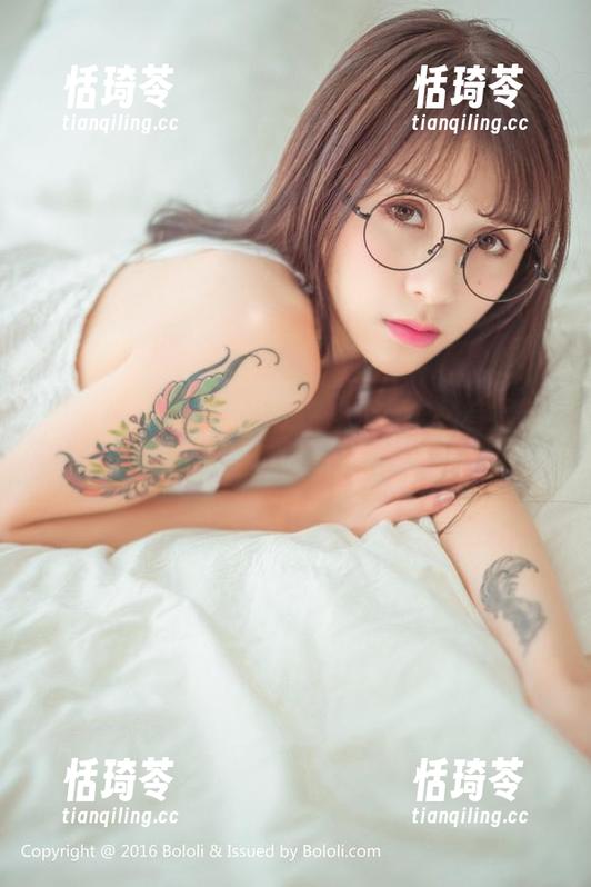 波萝社 - 有啥新鲜的？Suki朱忆音最新自拍，分享一下不一样的视角吧！