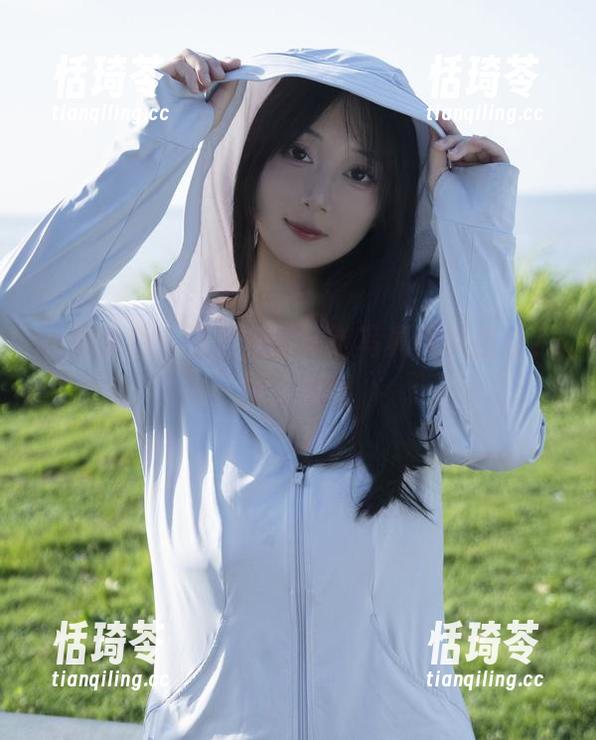 浅安安 一抹粉色,浅安安的精选写真何以搅动?探个究竟