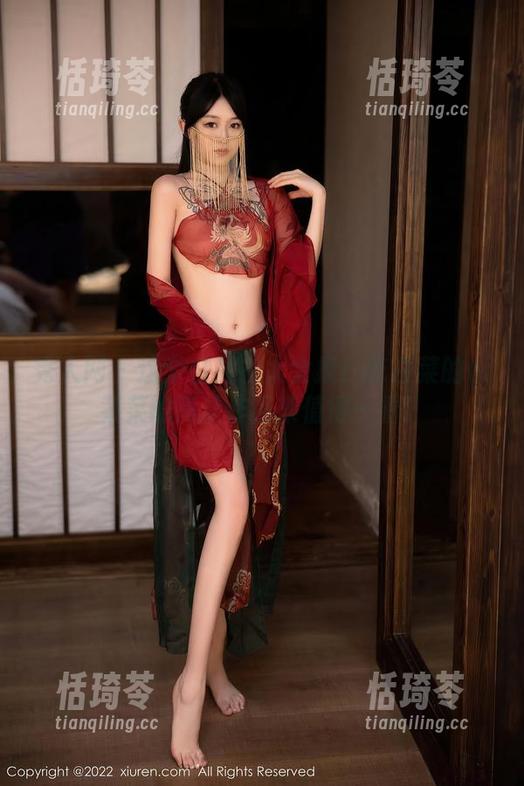 秀人网 - 这个白衬衫太会撩！吃白菜的vi菜菜的高清作品集值得一看！