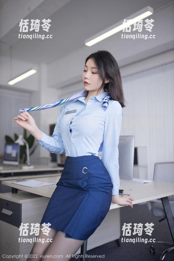 秀人网 - 噢，夏旖诺你好，裤里丝图集里的那些小撩拨