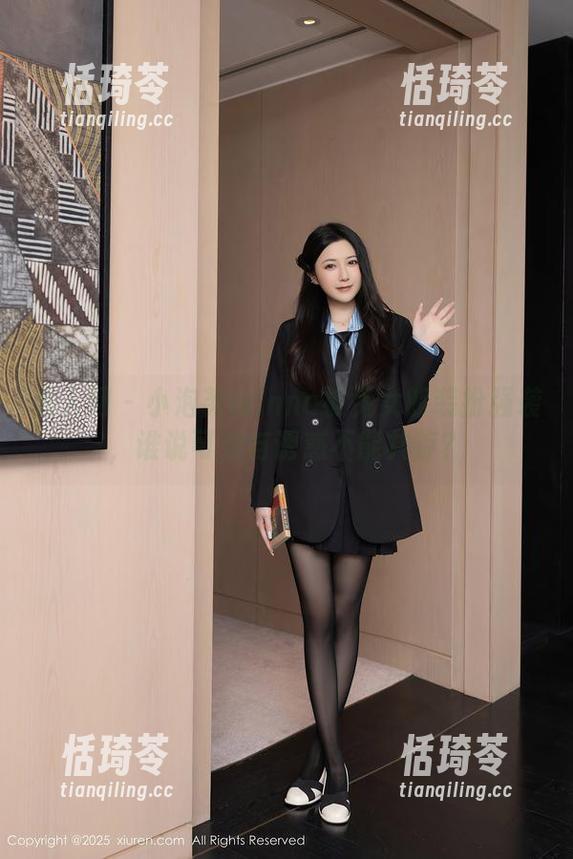 秀人网-小泡芙winna 秀人网 - 小泡芙winna被兔女郎装扮强袭,谁说可爱与诱惑不能共存?