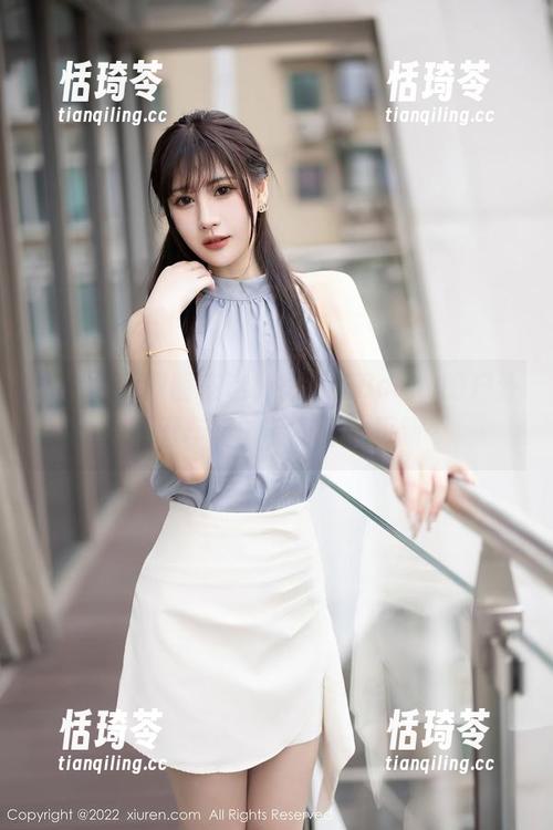 秀人网 - 原图在这，徐莉芝Booty的户外，不开车真的看不到的更新…
