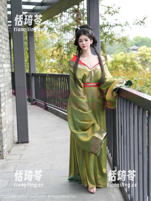 秀人网 - 看灿宝的花嫁在线合集，心里默默想：这婚纱也太美了吧。
