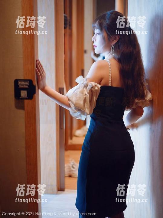 花漾show - 李晨晨写真更新：灰丝与我的冤家路窄