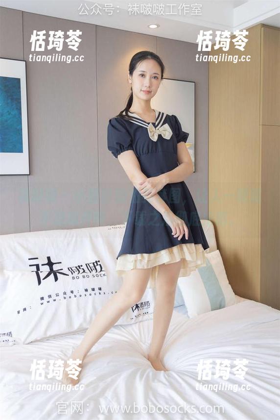 袜啵啵-小甜豆 袜啵啵 - 小甜豆的油亮套图,让人一眼就不想离开啊,下载之后彻底沦陷。