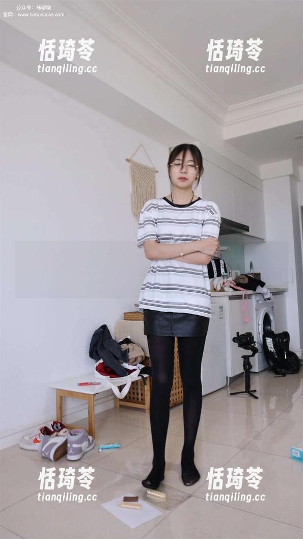 袜啵啵 - 小甜豆的“白丝定制”大赏——脚尖加固款图片超乎想象是一种咋样？