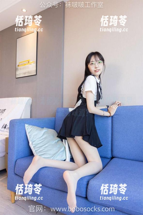 袜啵啵 - 无圣光+小甜豆，谁说红色美甲不能有味道？