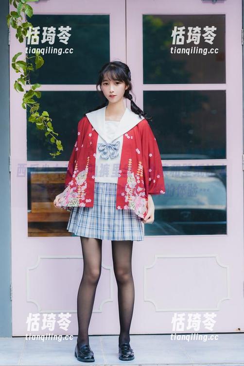 西瓜少女和她的裤里丝，合集和壁纸让人一头雾水，不知道是怎样的体验…
