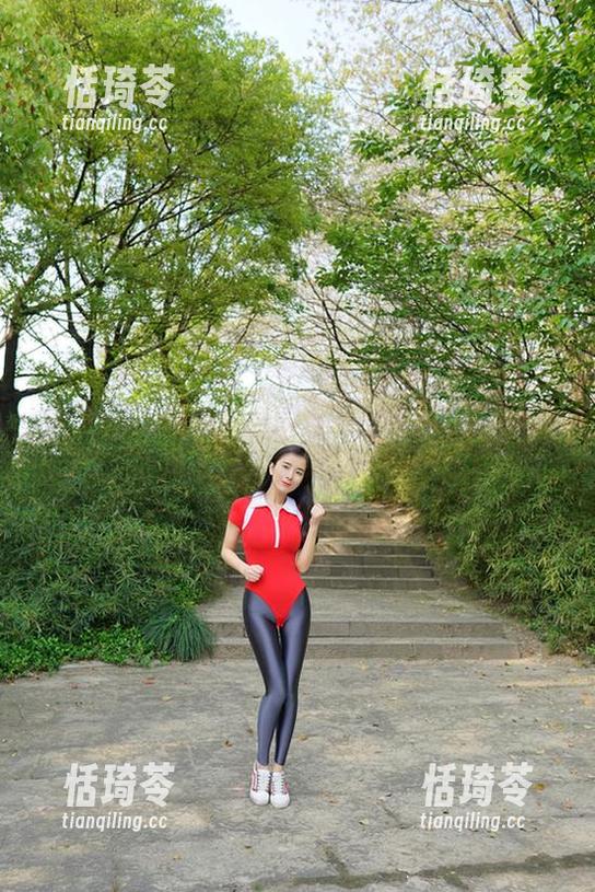 微密圈 - 辣妈女神的微信朋友圈：没有圣光，只有真实的美图！