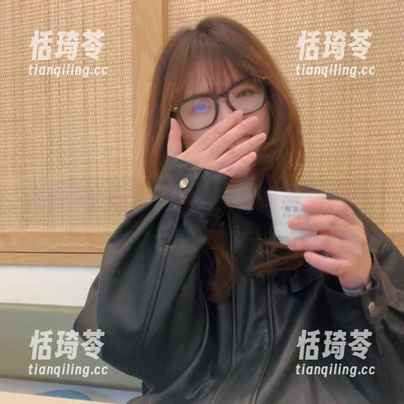 闪月半 这油亮的私房,闪月半是不是加了特效?