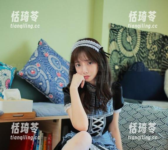 穿越平淡的照片：雯妹不讲道理的2024圣诞写真，把我日常打乱了