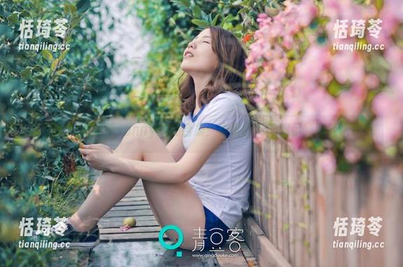 青豆客 - 莫晓茜sunny清纯合集：小清新下的暗示，真让人淘气